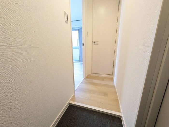 物件内観写真21　(廊下)