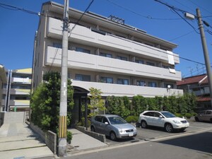 山本ワイズ外観写真