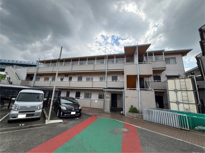 物件外観写真3　(外観写真)