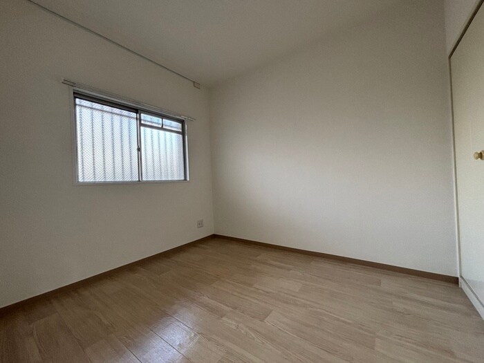 物件内観写真12　(居室)