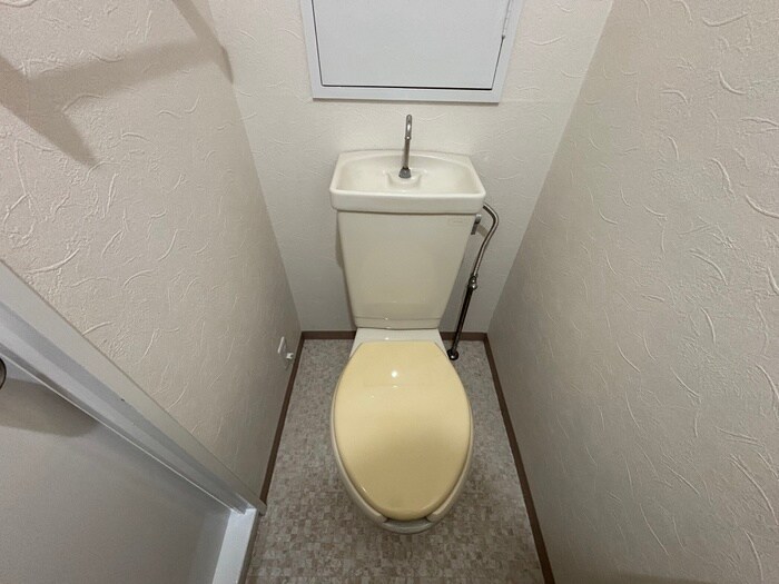 物件内観写真17　(トイレ)