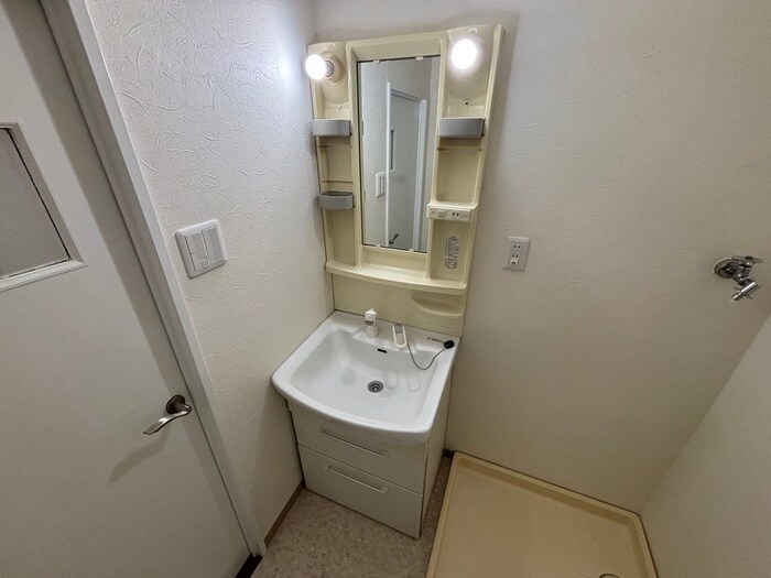 物件内観写真18　(洗面)