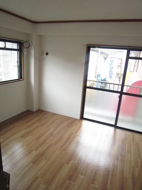 物件内観写真12　(居室)