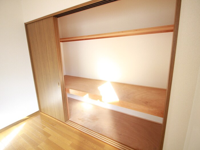 物件内観写真11　(収納)