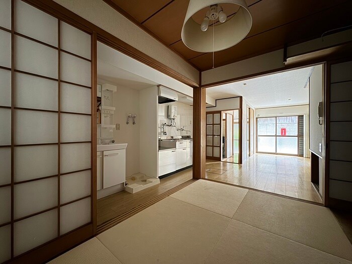 物件内観写真16　(居室)