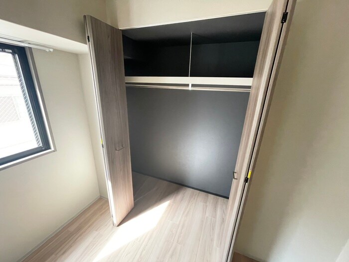 物件内観写真15　(収納)