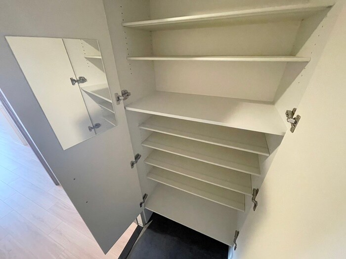 物件内観写真17　(靴箱)