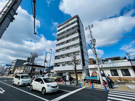 ONLYONE灘南通外観写真