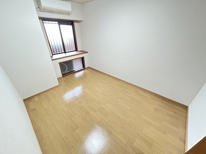 物件内観写真11　(居室)