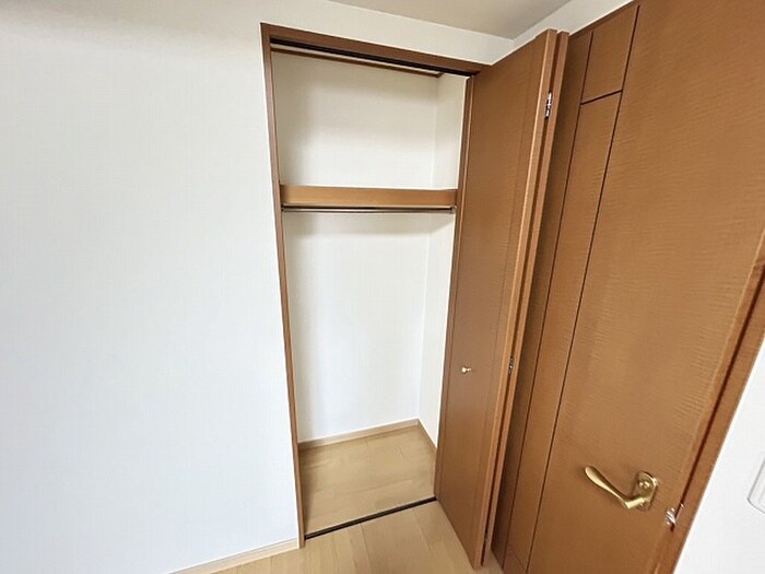 物件内観写真17　(収納)