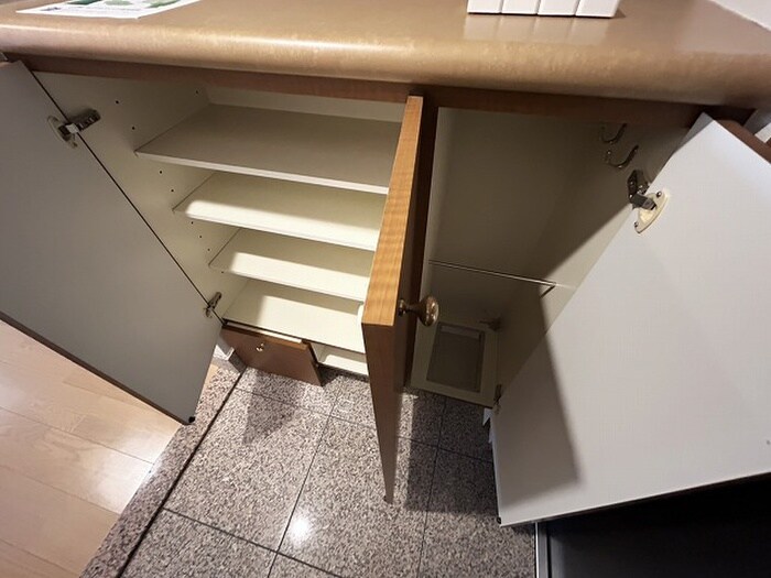 物件内観写真20　(靴箱)