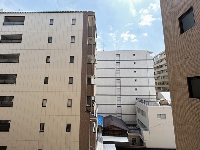 物件内観写真22　(室内からの展望)