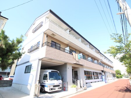 サウンドグレ－スＰａｒｔⅢ外観写真