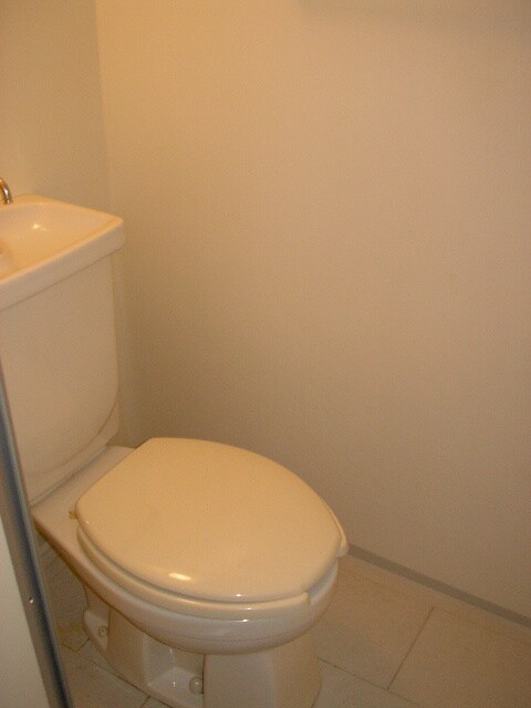 物件内観写真15　(トイレ)