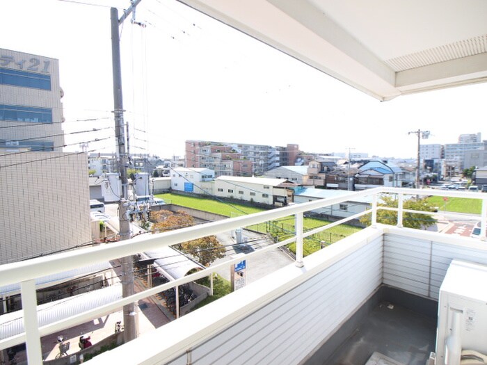 物件内観写真21　(室内からの展望)