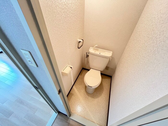 物件内観写真11　(トイレ)