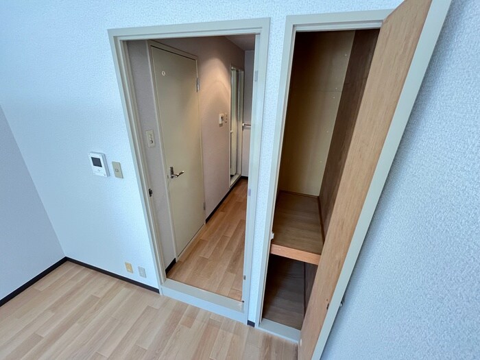 物件内観写真14　(収納)