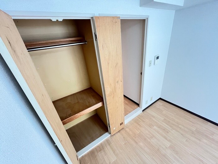 物件内観写真16　(収納)