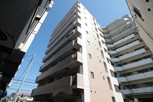 ラフォルテ駅前外観写真