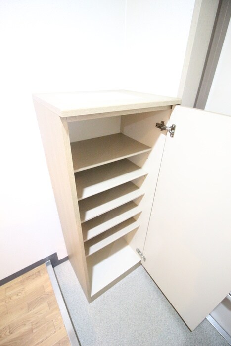 物件内観写真14　(靴箱)