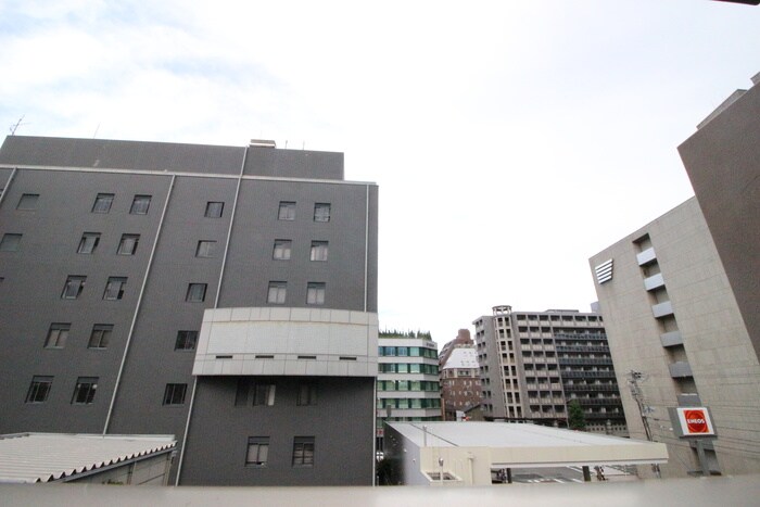 物件内観写真16　(室内からの展望)