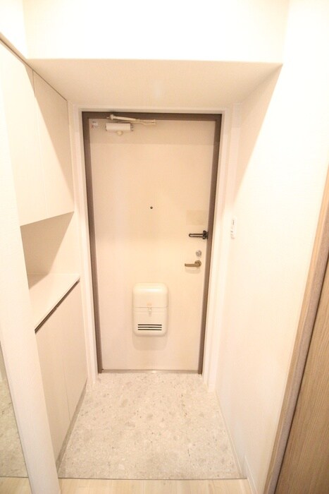 物件内観写真17　(玄関)