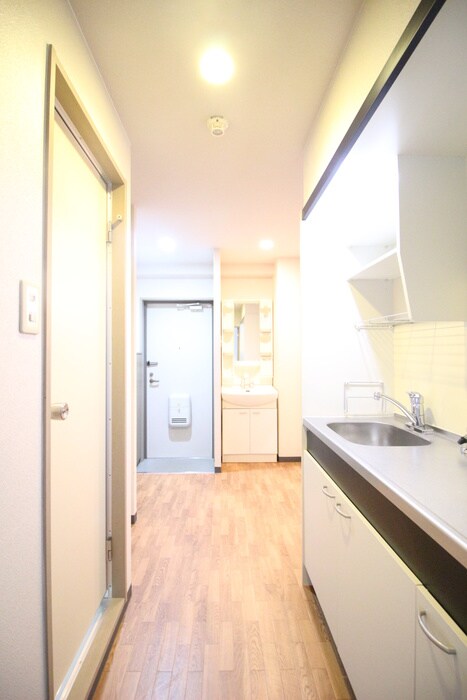 物件内観写真18　(廊下)