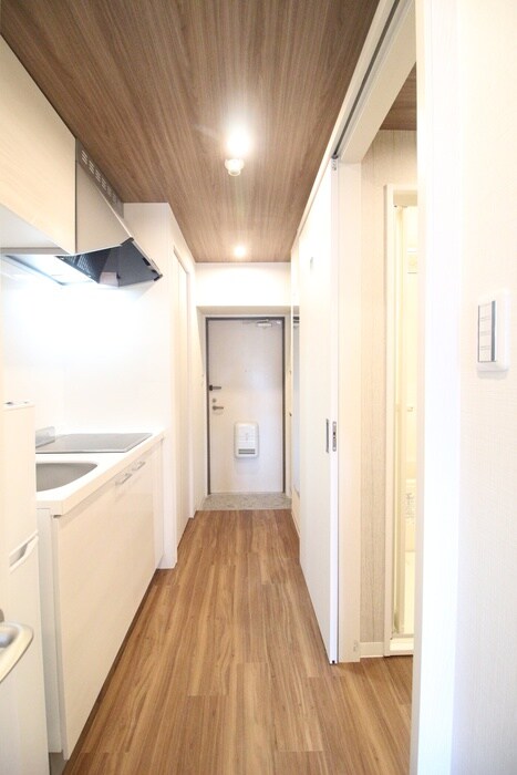 物件内観写真18　(廊下)