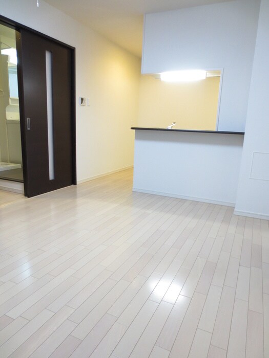 物件内観写真6　(居室)