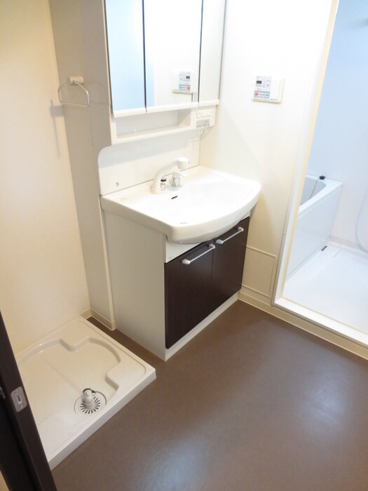 物件内観写真8　(洗面)