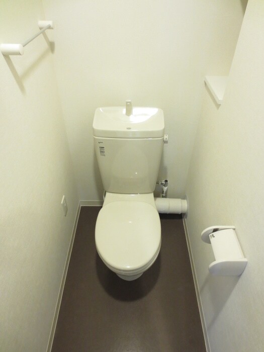 物件内観写真10　(トイレ)