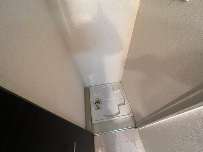 物件内観写真20　(洗濯機置場)