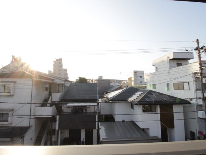 物件内観写真22　(室内からの展望)