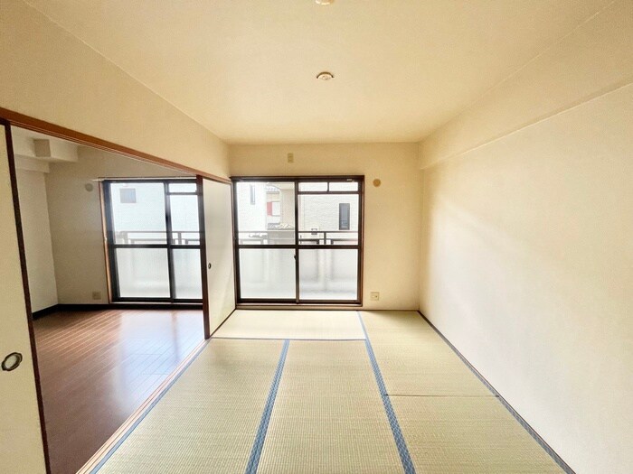 物件内観写真10　(居室)