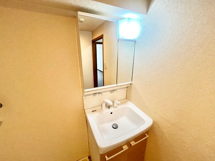 物件内観写真16　(洗面)