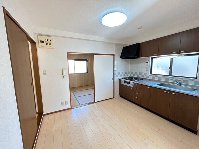 物件内観写真7　(居室)