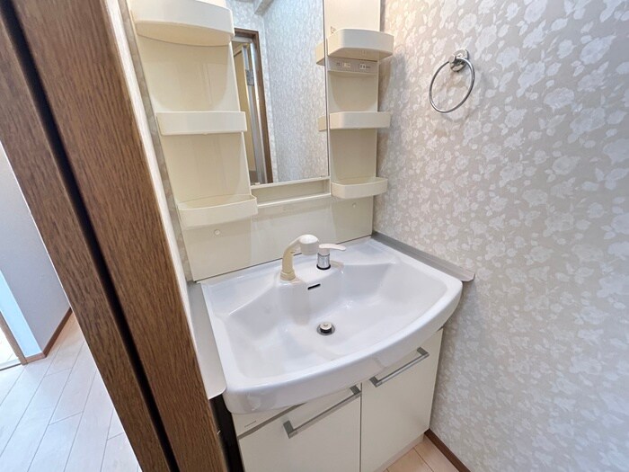 物件内観写真13　(洗面)