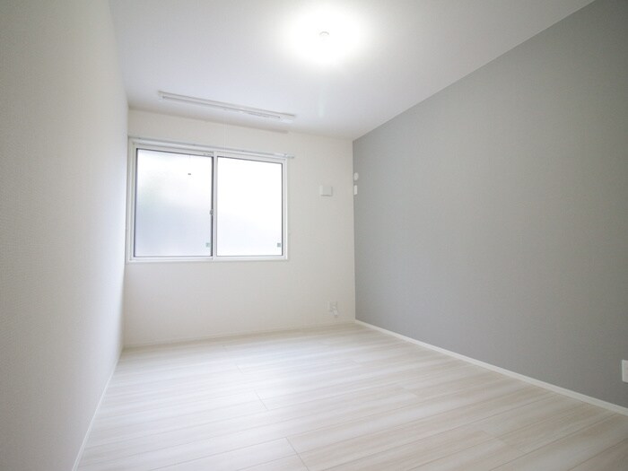 物件内観写真11　(居室)