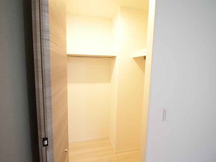 物件内観写真13　(収納)