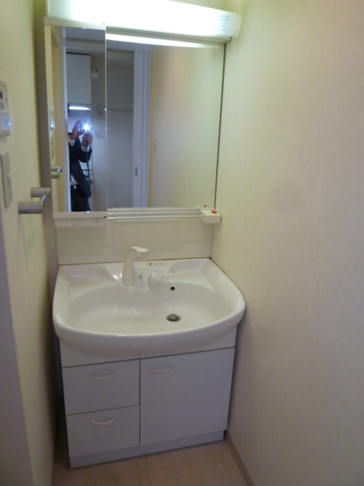 物件内観写真8　(洗面)