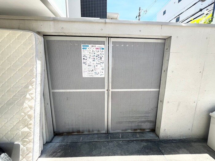 物件外観写真6　(建物設備)