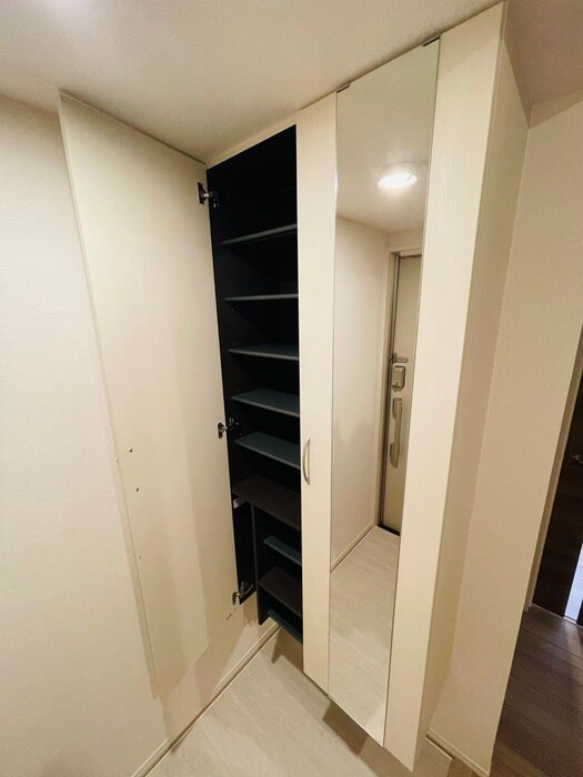 物件内観写真16　(靴箱)