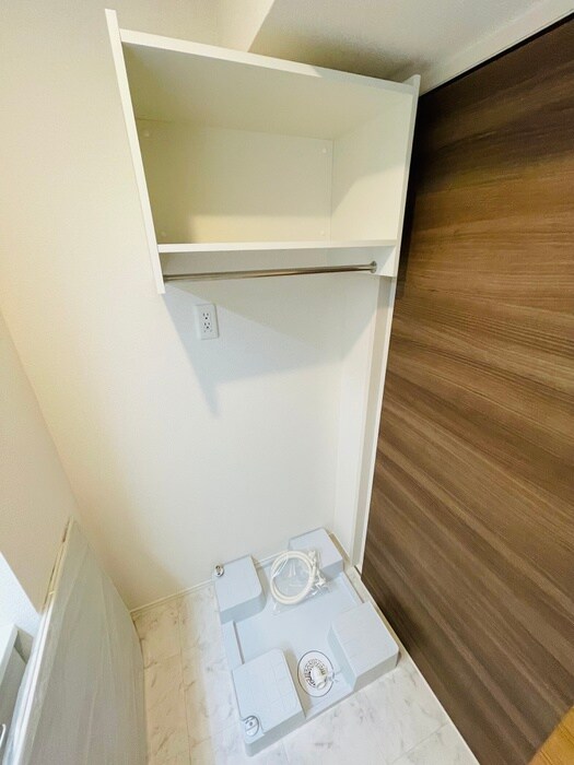 物件内観写真17　(洗濯機置場)