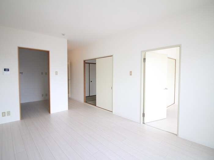 物件内観写真7　(居室)