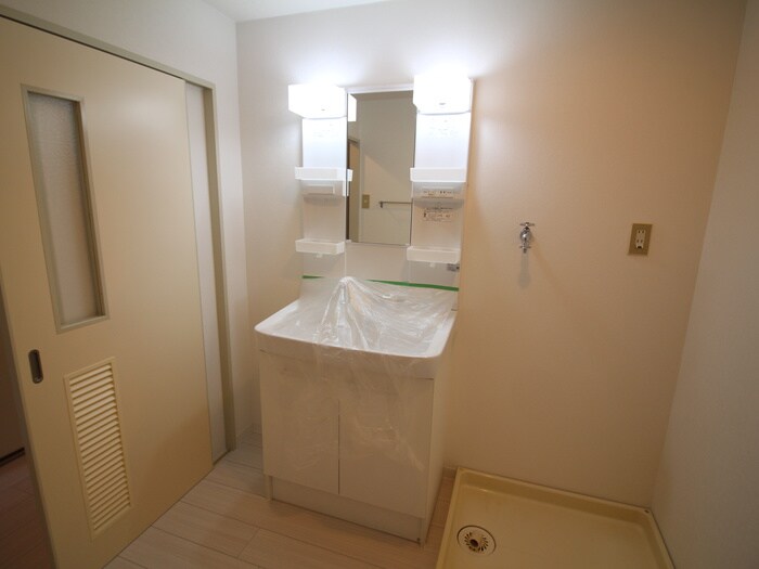 物件内観写真11　(洗面)