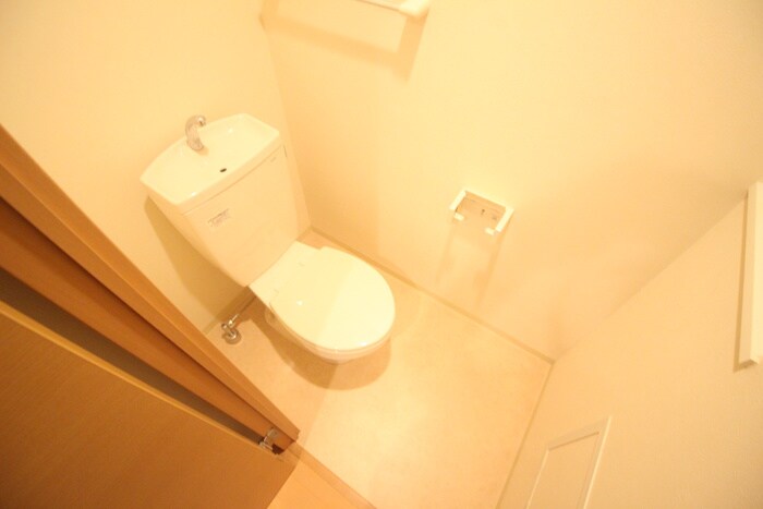 物件内観写真14　(トイレ)