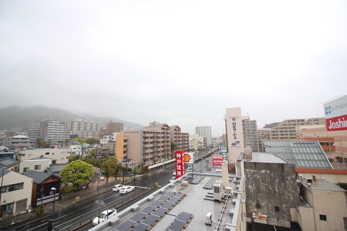 物件内観写真22　(室内からの展望)