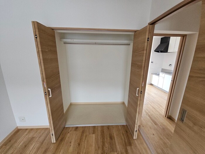 物件内観写真15　(収納)