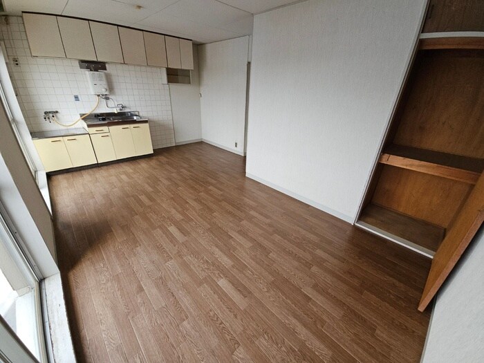 物件内観写真19　(居室)