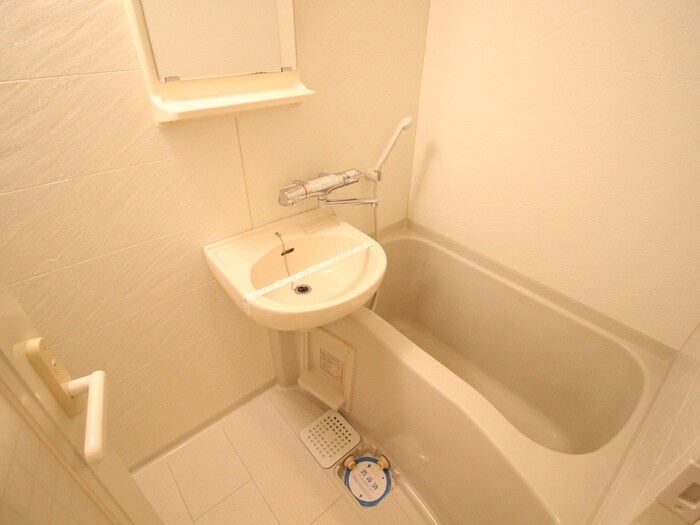 物件内観写真13　(バス／シャワールーム等)